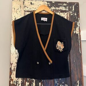 Vintage JEFFREY & DARA 1980s embroidered floral a double Breast sweater vest.
